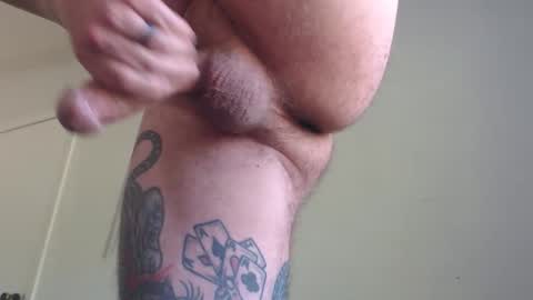Snapshot of tatt8666 chatting on 04/17/26, 01:47 Evee Jaxx online show from 04/17/26, 01:47