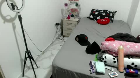 tatto_smoke_couple online show from 07/12/26, 05:09