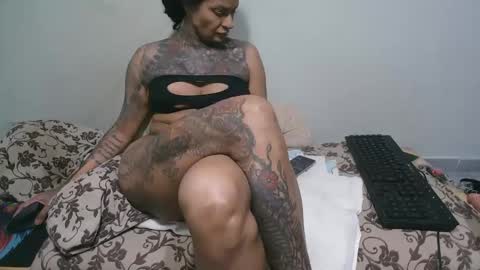 tattogirl06 online show from 04/05/26, 01:47