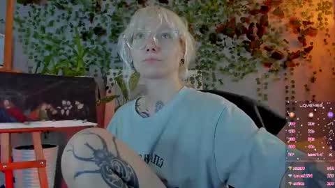 Snapshot of tattoo_artbaby chatting on 07/07/26, 07:23 tattoo_artbaby online show from 07/07/26, 07:23
