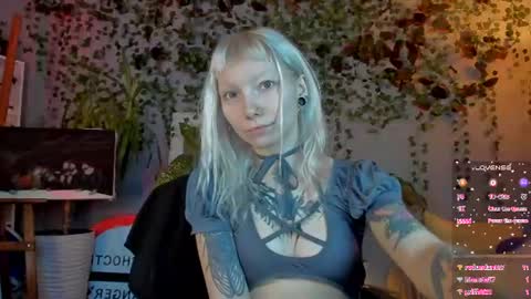 Snapshot of tattoo_artbaby chatting on 07/21/26, 04:04 tattoo_artbaby online show from 07/21/26, 04:04