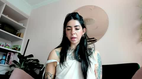 Nathalie Hardy  online show from 06/09/26, 11:55