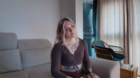 tattoobbgirl online show from 01/16/26, 04:55