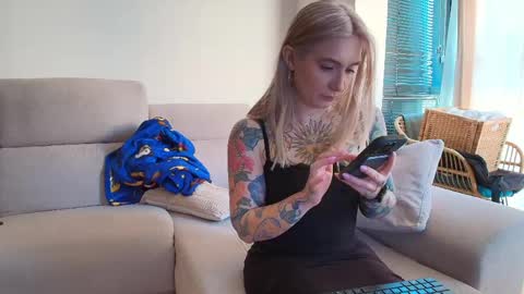 tattoobbgirl online show from 03/23/26, 01:37