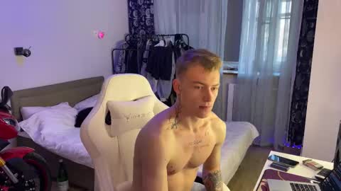 Alex but u can call me Theo online show from 03/15/26, 11:05