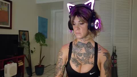 Snapshot of tattooed_natalia chatting on 01/26/25, 01:36 Natalia 3 online show from 01/26/25, 01:36