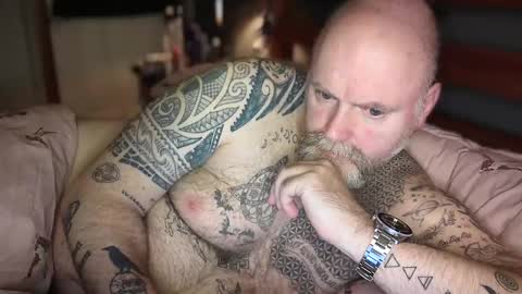 Tattooeddilf 01 online show from 01/22/25, 01:20