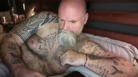 Tattooeddilf 01 online show from 10/23/25, 10:30