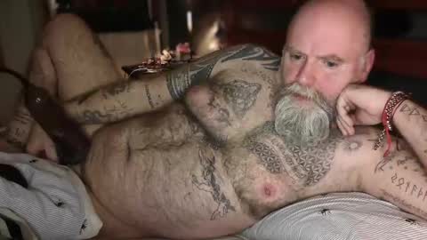 Tattooeddilf 01 online show from 11/03/25, 12:57