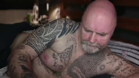 Snapshot of tattooeddilf01 chatting on 05/01/26, 10:14 Tattooeddilf 01 online show from 05/01/26, 10:14