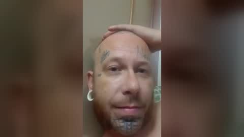 Snapshot of tattootravis chatting on 07/15/26, 03:34 tattootravis online show from 07/15/26, 03:34