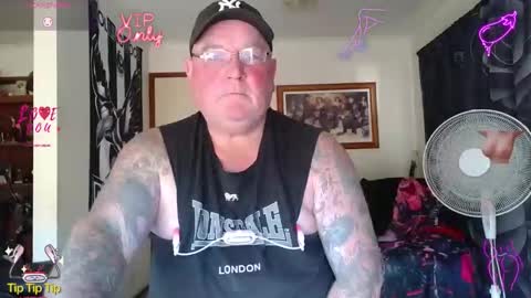 Snapshot of tattzsexy chatting on 04/30/26, 03:13 tattzsexy online show from 04/30/26, 03:13