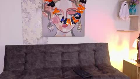 Taty Miller online show from 10/26/25, 02:12