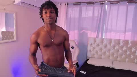 tau_montes online show from 11/07/25, 02:28