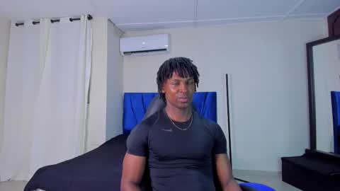 tau_montes online show from 02/26/26, 03:49