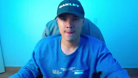 Snapshot of taurus4k chatting on 02/19/25, 11:25 taurus4k online show from 02/19/25, 11:25