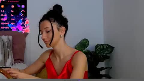 TayaKayan online show from 12/25/24, 03:08