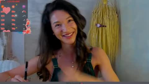 TayaKayan online show from 09/19/25, 07:32