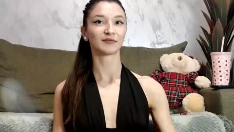 TayaKayan online show from 11/19/25, 12:27