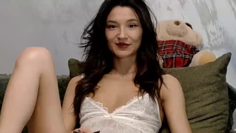 TayaKayan online show from 02/25/26, 10:47