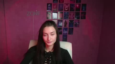 Taya online show from 11/06/25, 06:36