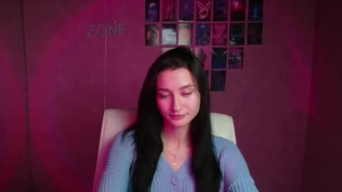 Taya online show from 11/18/25, 06:51