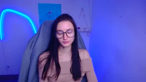 Taya online show from 01/15/26, 06:29