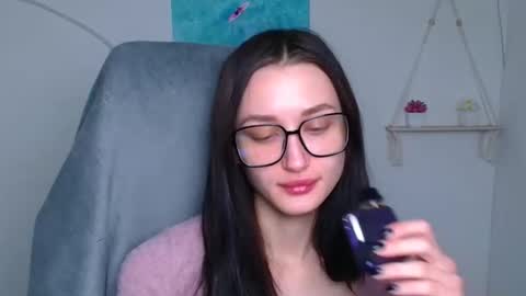 Taya online show from 02/05/26, 06:51