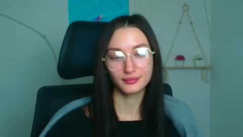 Taya online show from 02/19/26, 06:42