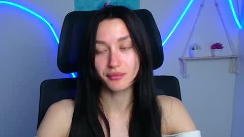 Snapshot of tayavibe chatting on 04/29/26, 06:39 Taya online show from 04/29/26, 06:39