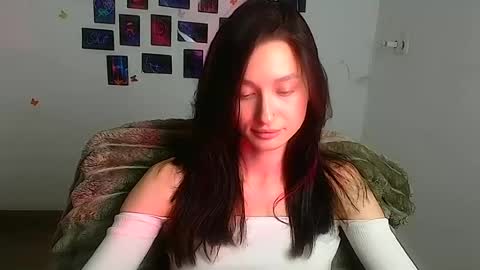 Snapshot of tayavibe chatting on 06/22/26, 05:37 Taya online show from 06/22/26, 05:37