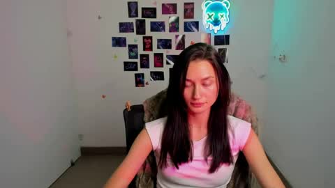 Snapshot of tayavibe chatting on 07/07/26, 06:47 Taya online show from 07/07/26, 06:47