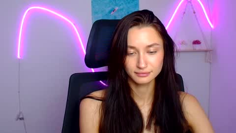 Snapshot of tayavibe chatting on 07/08/26, 05:56 Taya online show from 07/08/26, 05:56