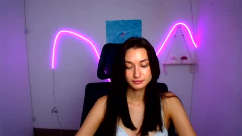 Snapshot of tayavibe chatting on 07/15/26, 06:29 Taya online show from 07/15/26, 06:29