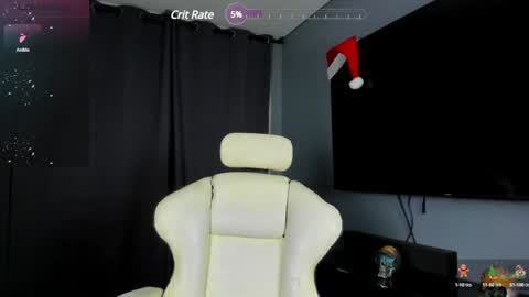 Snapshot of taybunny18 chatting on 12/16/24, 11:50   online show from 12/16/24, 11:50