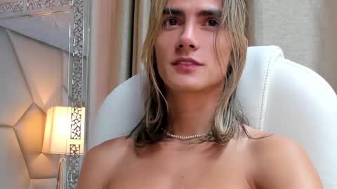 tayler_swift1 online show from 12/20/24, 01:03