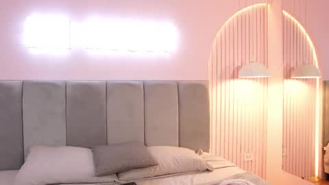 Teylor  Kim online show from 01/07/26, 06:43