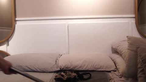 Teylor  Kim online show from 01/09/26, 07:15