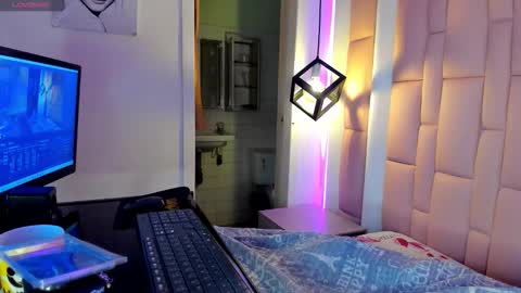 TAYLER online show from 01/15/26, 03:27