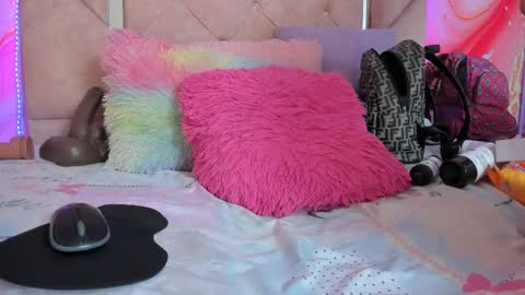 Sarah  online show from 09/08/25, 06:40