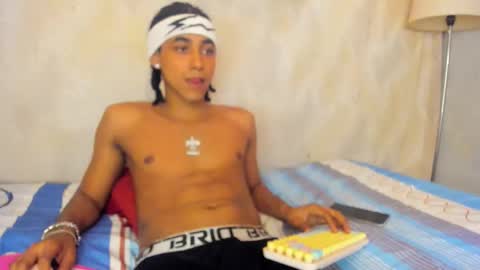 Snapshot of taylor_bigdick18 chatting on 02/27/26, 02:22 Taylor online show from 02/27/26, 02:22