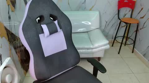 Taylor online show from 03/30/26, 02:45