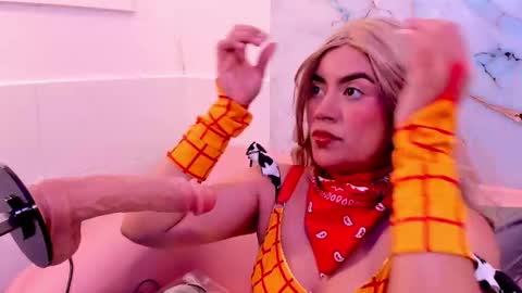 taylor_cupper_ online show from 11/08/25, 04:23