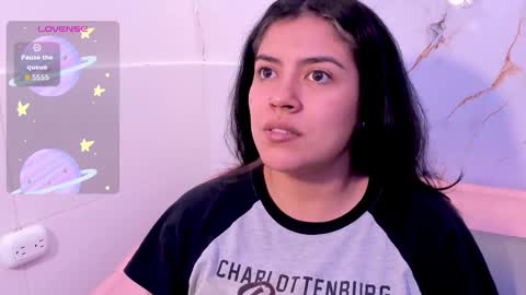 taylor_cupper_ online show from 11/10/25, 02:54