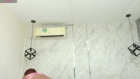 taylor_gil0 online show from 07/02/26, 12:55