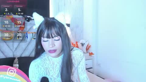 Taylor Harveey online show from 10/25/25, 09:09