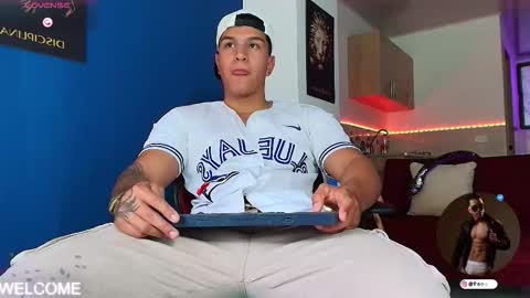 Penagos zz    online show from 11/01/25, 09:06