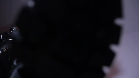 Taylor online show from 02/21/25, 03:21