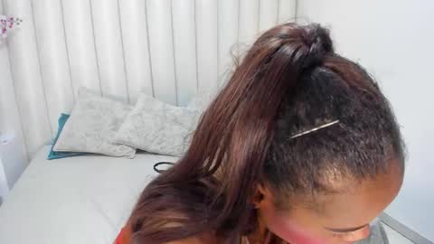 Taylor online show from 12/18/25, 09:21