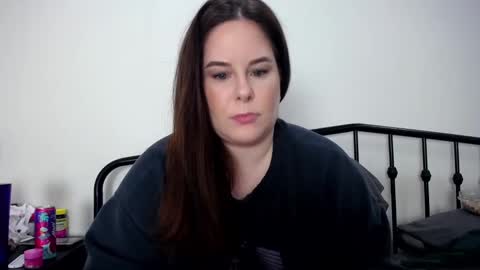 Taylor Michaels online show from 10/01/25, 05:30